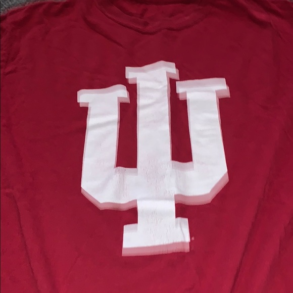 Men’s IU tshirt. - Picture 2 of 2